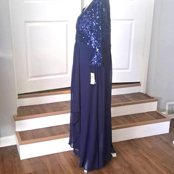 Alex Evening 14 Petite Empire Waist Sequin aline with cascade style 8296784 NWT - Picture 6 of 12